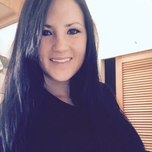 Meet your Posher, Marissa